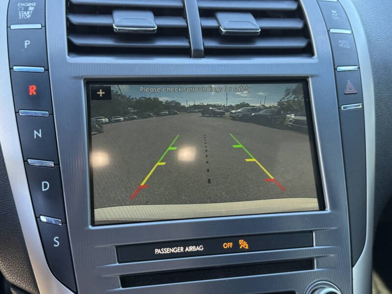 2017 Lincoln MKZ Select