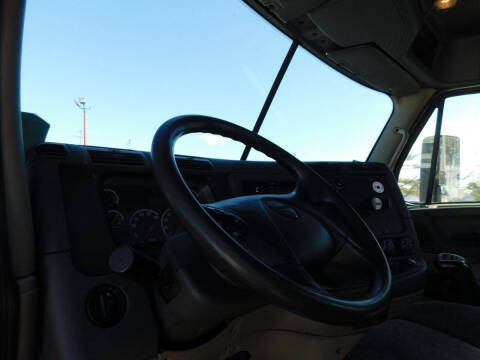 2015 Freightliner Cascadia