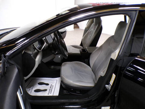 2013 Tesla Model S Performance