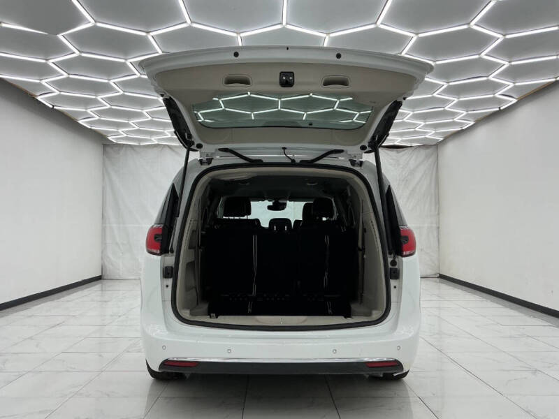 2022 Chrysler Pacifica Touring L