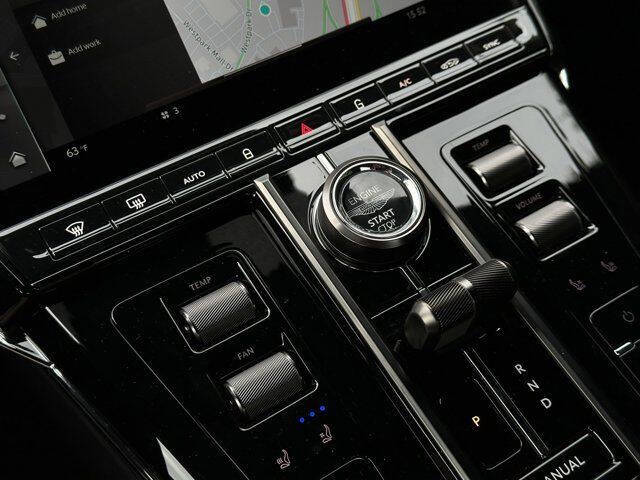 2025 Aston Martin Vantage