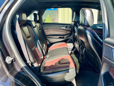 2020 Ford Edge Titanium