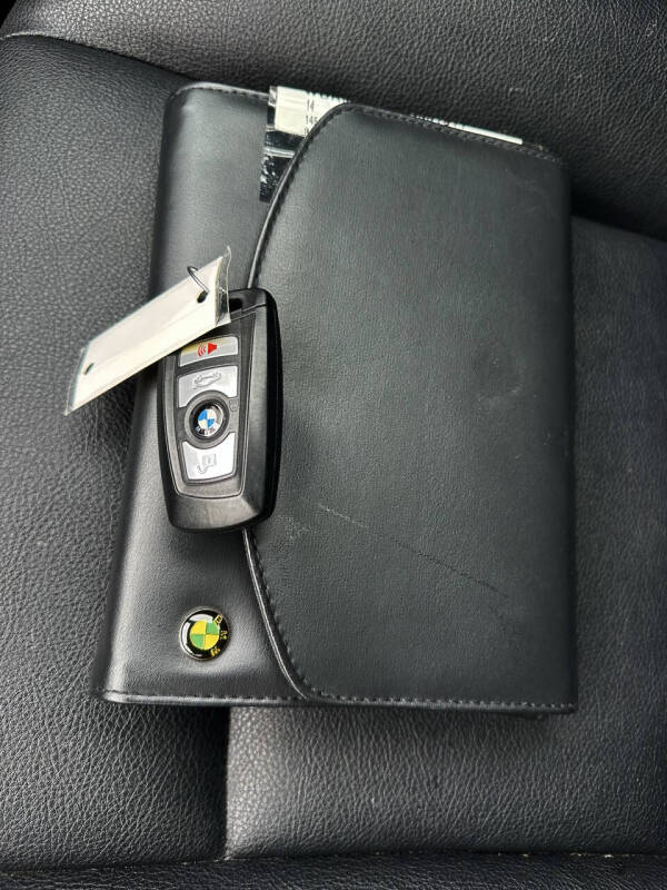 2016 BMW 5 Series 528i