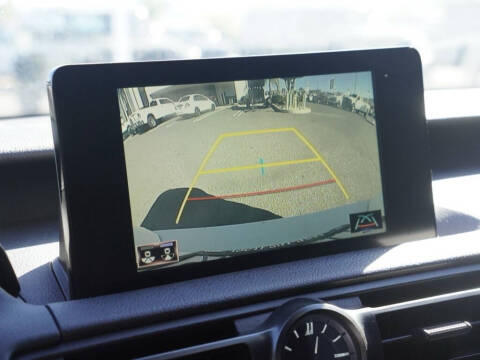 2024 Lexus IS 300 F SPORT Design