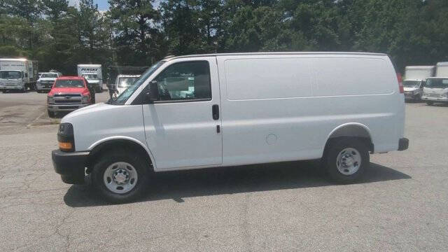 2025 Chevrolet Express 2500