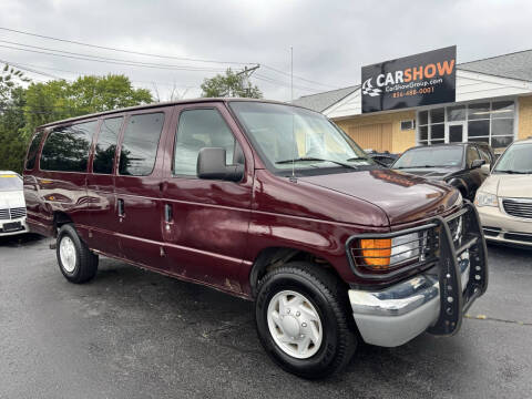 2004 Ford E-Series E-350 SD XLT