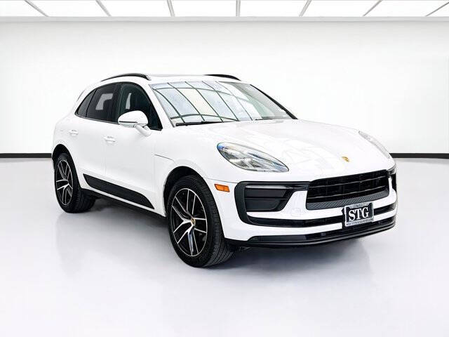 2022 Porsche Macan