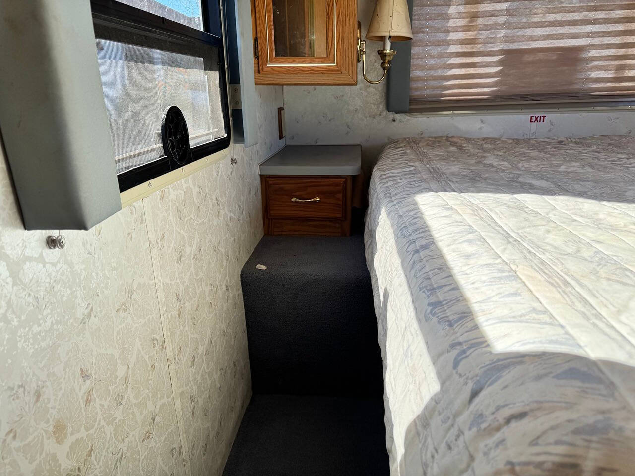 1996 Winnebago Adventurer for sale at Saccucci's Of Schaumburg in Schaumburg, IL