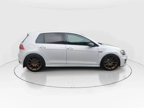 2016 Volkswagen Golf R