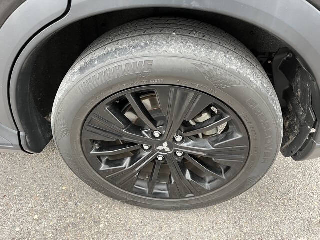 2019 Mitsubishi Eclipse Cross LE