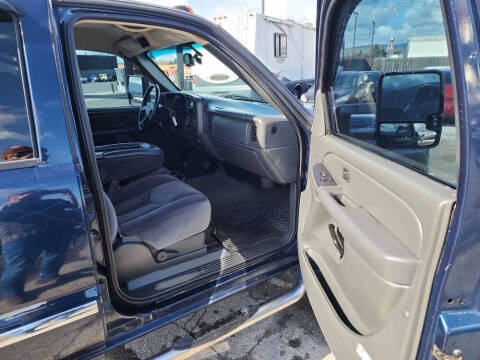 2006 GMC Sierra 2500HD