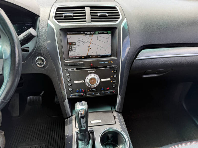 2016 Ford Explorer Sport