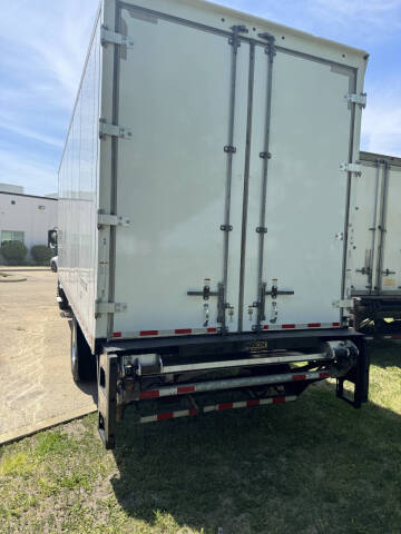 2022 Mack MD6