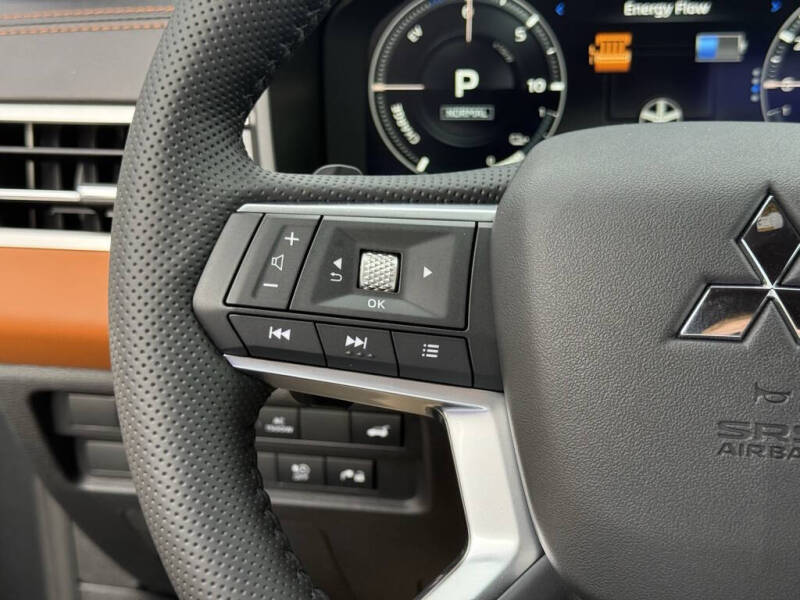 2025 Mitsubishi Outlander PHEV