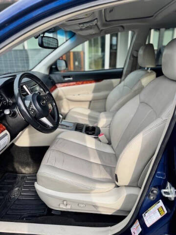 2011 Subaru Outback 2.5i Limited