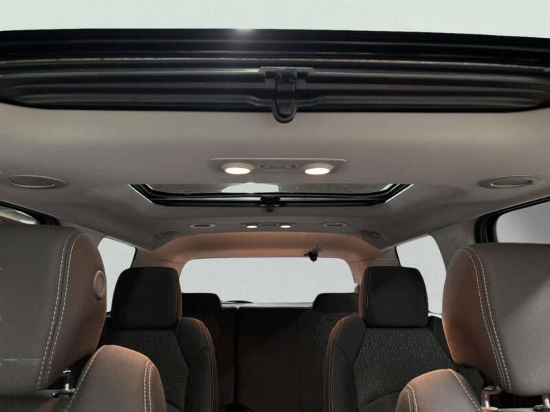 2016 GMC Acadia SLE-2