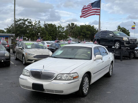 2003 Lincoln Town Car Signature