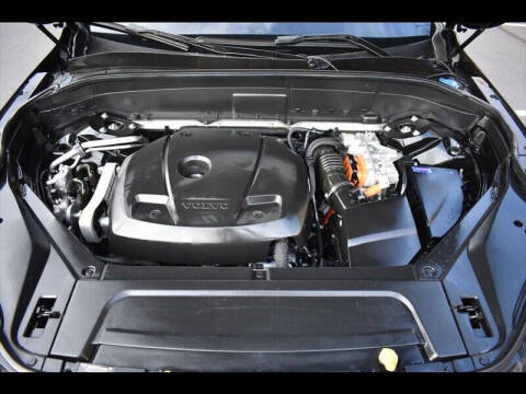 2017 Volvo XC90 T8 eAWD Inscription