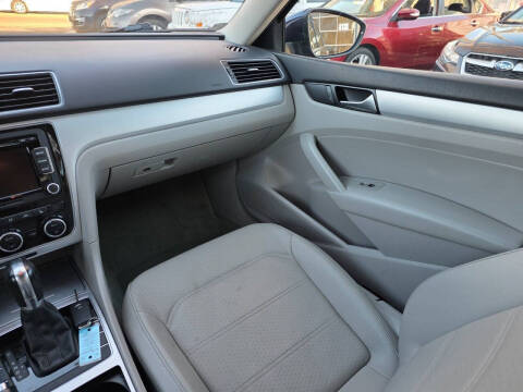 2012 Volkswagen Passat SE PZEV