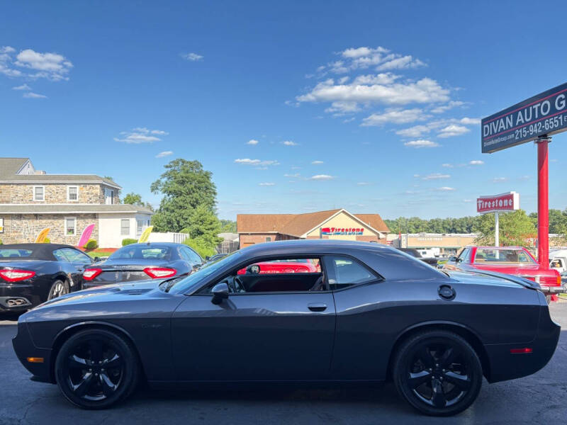 2013 Dodge Challenger R/T Plus