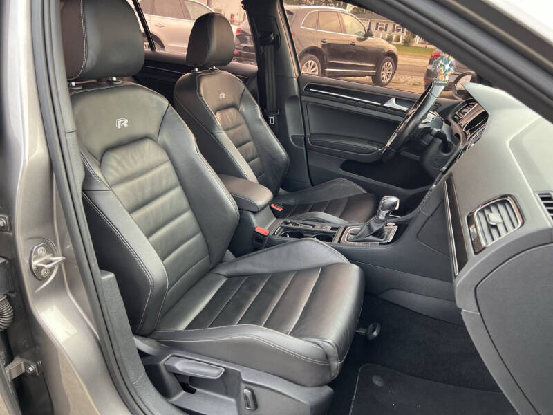 2015 Volkswagen Golf R 4Motion