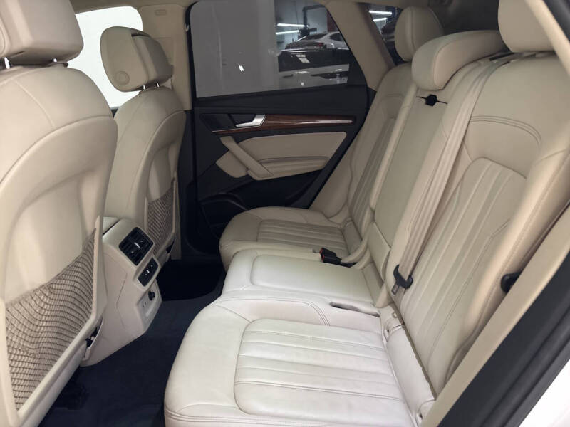 2022 Audi Q5 quattro S line Prem Plus 45 TFSI