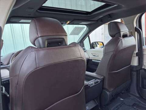 2024 Toyota Sienna Platinum 7-Passenger