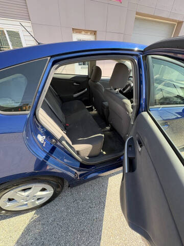 2011 Toyota Prius Two