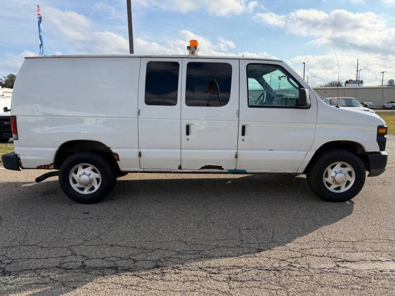 2011 Ford E-Series E-250