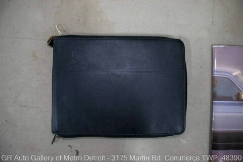 1991 Mercedes-Benz 560-Class 560 SEL