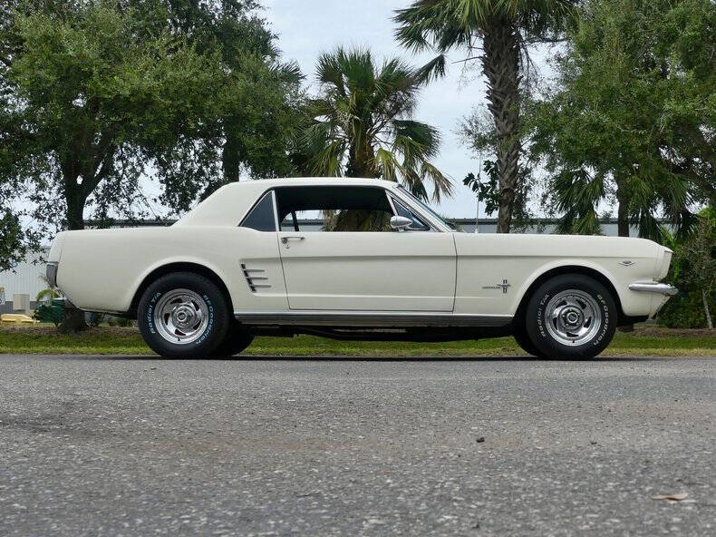 1966 Ford Mustang