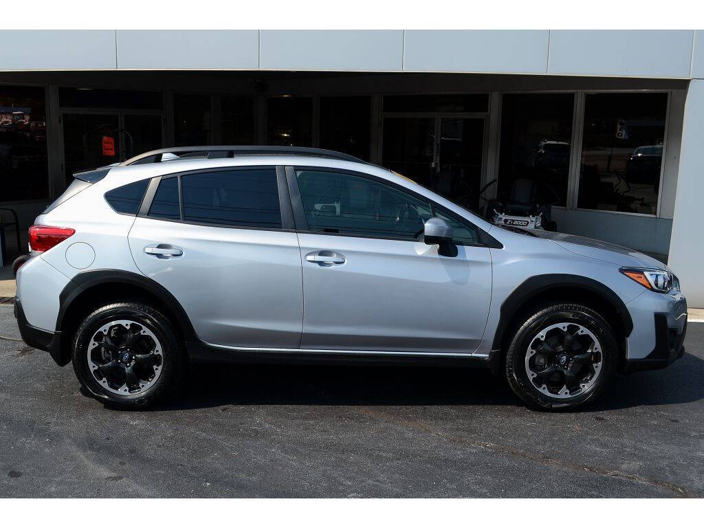 2021 Subaru Crosstrek for sale at EARL DUFF PRE-OWNED CENTER in Harriman, TN