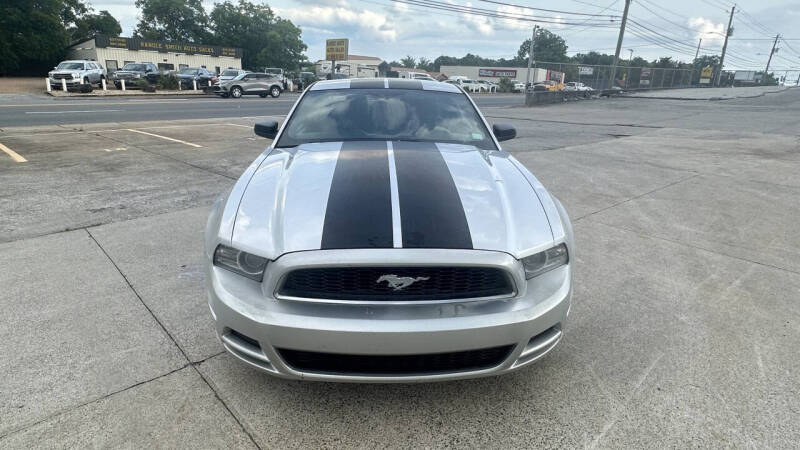 2014 Ford Mustang V6