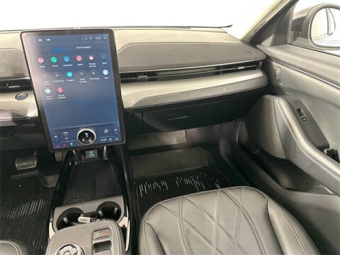 2022 Ford Mustang Mach-E California Route 1