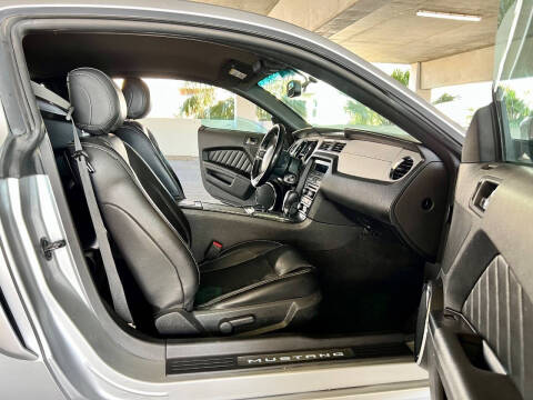 2013 Ford Mustang GT Premium