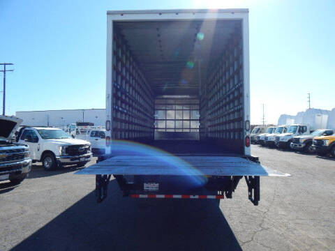 2016 Freightliner M2 106