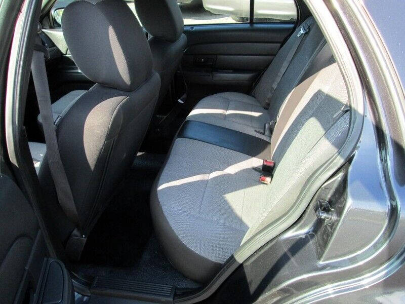 2011 Ford Crown Victoria