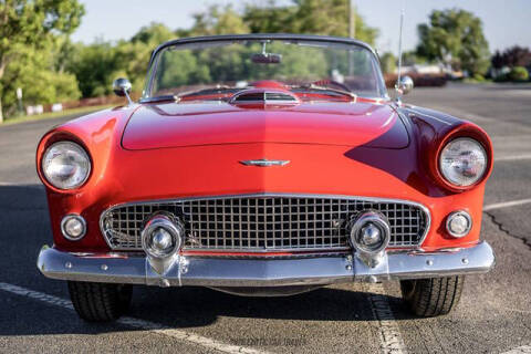 1956 Ford Thunderbird