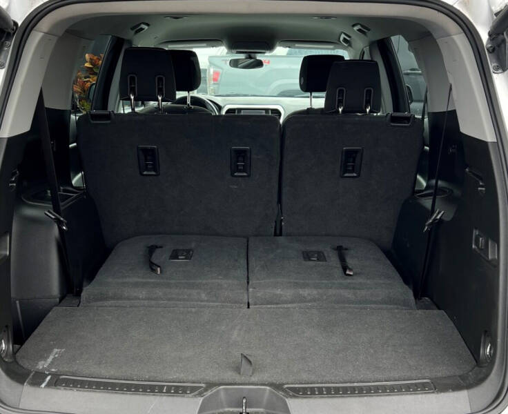 2017 GMC Acadia SLE-2