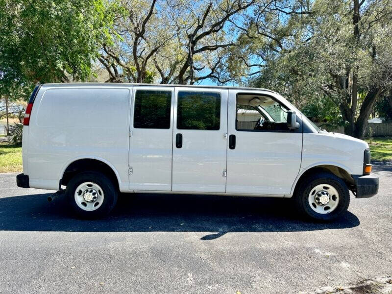 2013 Chevrolet Express  - $18,995