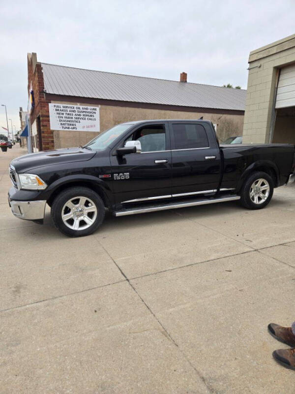 2016 RAM Ram 1500 Pickup Laramie Limited's photo