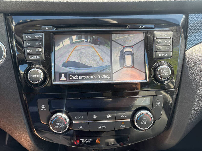 2015 Nissan Rogue SL