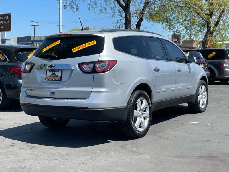 2017 Chevrolet Traverse LT