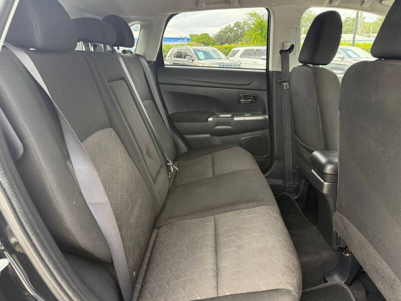 2020 Mitsubishi Outlander Sport SE