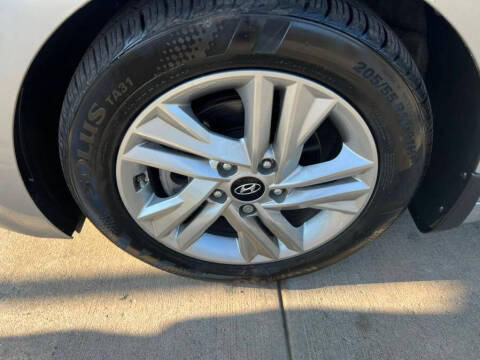 2020 Hyundai Elantra