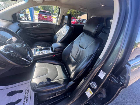 2019 Ford Edge Titanium