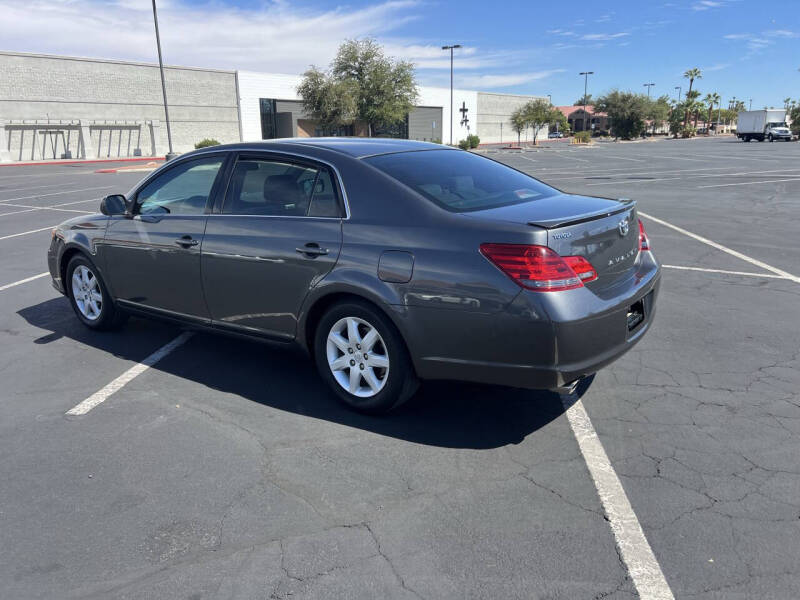 2008 Toyota Avalon XL