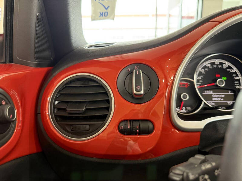 2019 Volkswagen Beetle Convertible 2.0T S