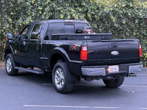 2011 Ford F-350 Super Duty Lariat
