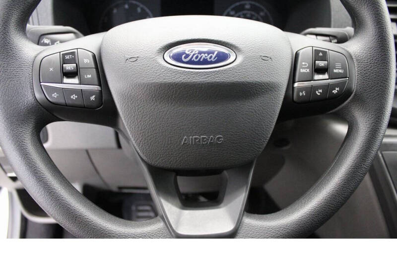 2025 Ford Transit 250